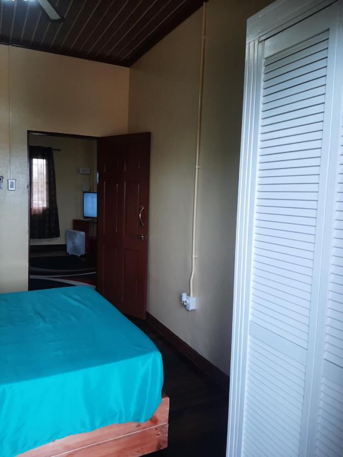 Jrs Apartments Georgetown Esterno foto